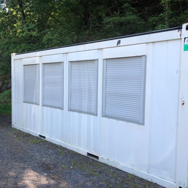 Container